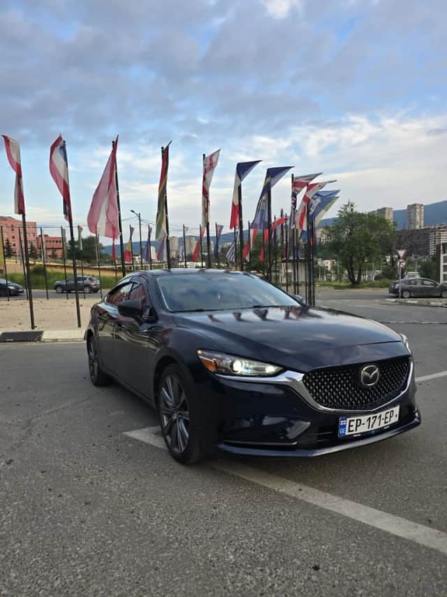 ქირავდება ავტომობილი Mazda 6