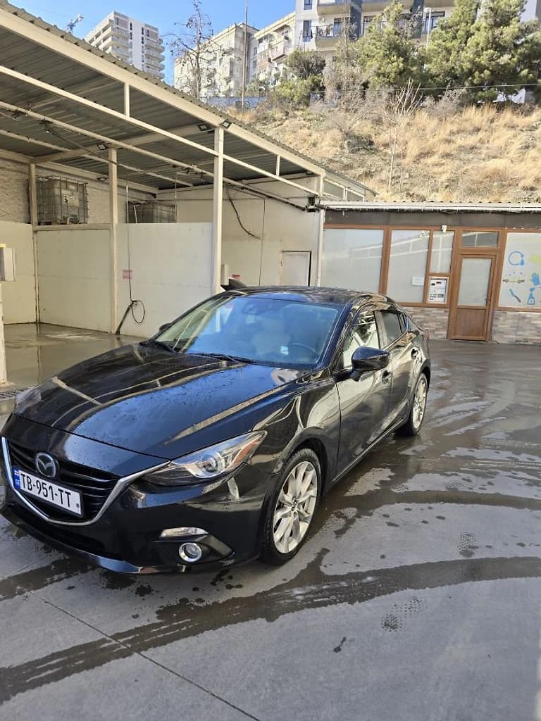 ქირავდება ავტომობილი Mazda 3