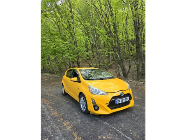 ქირავდება ავყომობილი Toyota Prius, Car for rent